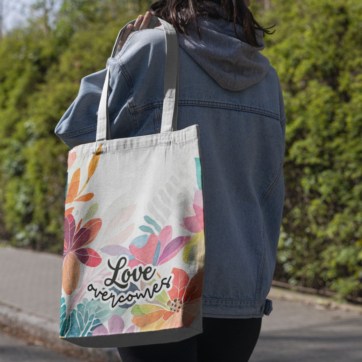 Tote bag - Watercolour floral - Love overcomes - All Over Print